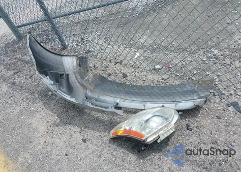 2013 Nissan Rogue S z USA, uszkodzony, nr VIN JN8AS5MT9DW546884